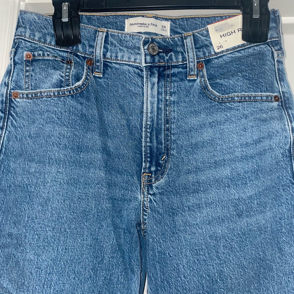 ABERCROMBIE & FIT H HIGH RISE MODERN SKINNY IN MEDIUM WASH SZ 26/2 Reg NWT - Picture 5 of 7
